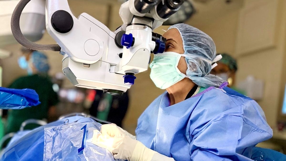 Dr. Monali Sakhalkar, an ophthalmologist at the Charlie Norwood VA Medical Center performs the first joint surgical case at Eisenhower Army Medical Center.