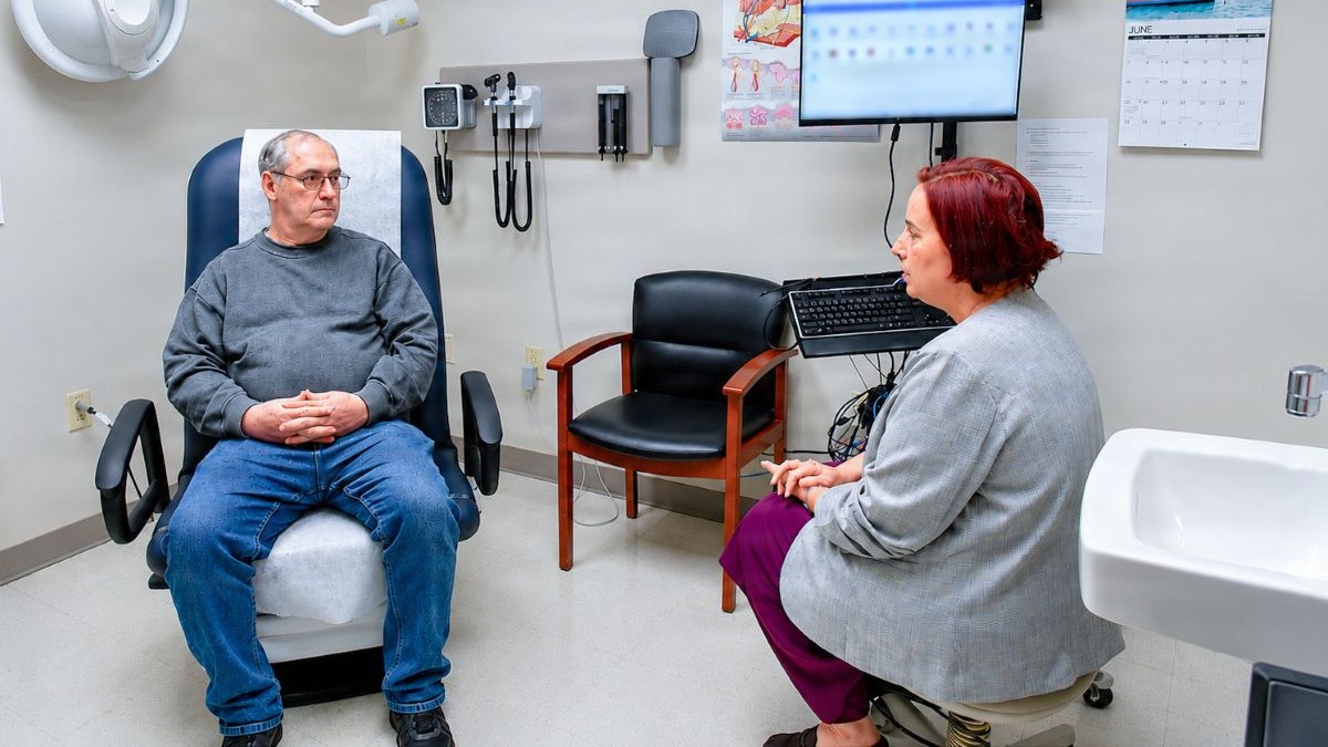 Modernizing Care: How Ambient Listening Supports Providers and Patients
