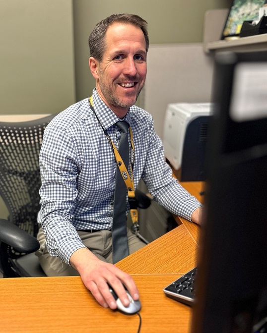 Dr. Patrick Armistead-Jehle, a neuropsychologist at Munson Army Health Center’s, Mental Health Department was named Civilian Employee of the Quarter (Cat II) for the second quarter of Fiscal Year 2025. 